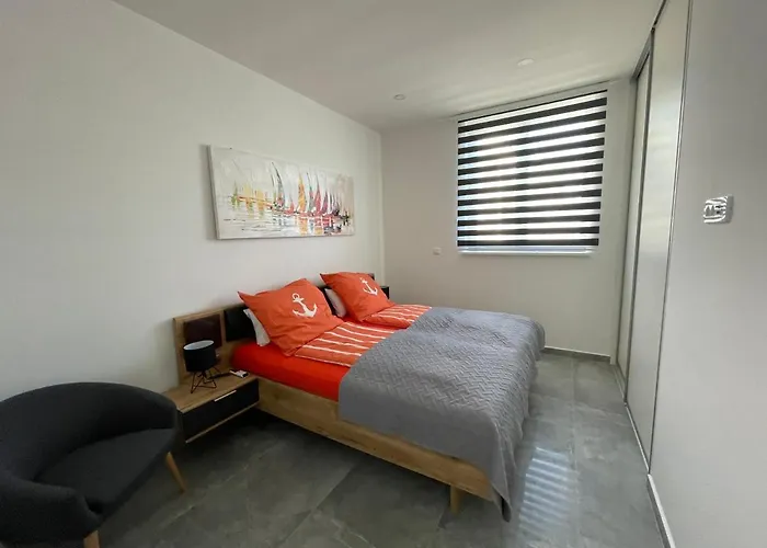 아파트 Palms & Maslenica 야세니스