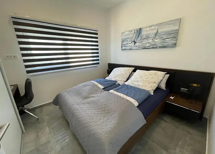 Palms & Maslenica 아파트 야세니스