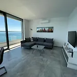 Palms & Maslenica Apartamento *