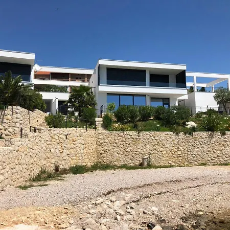 Palms & Maslenica